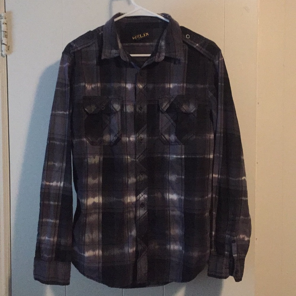 Men’s Helix Distressed Button-up Shirt M EUC